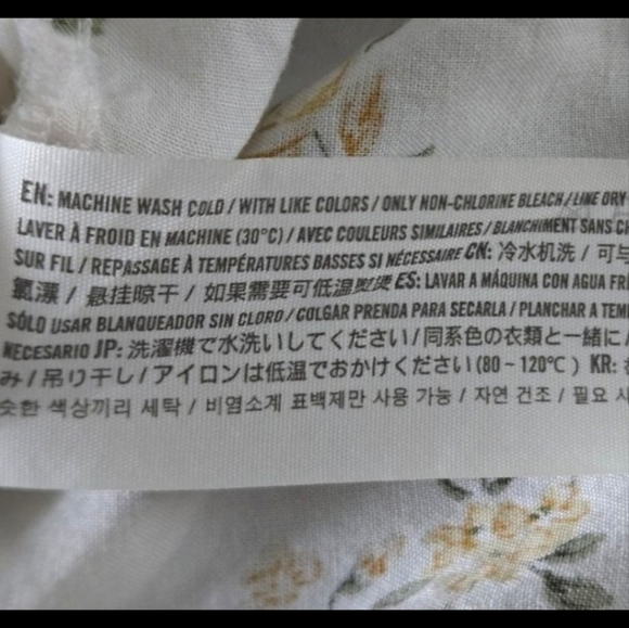 Hollister juniors y2k top flowy floral size medium - Picture 7 of 9